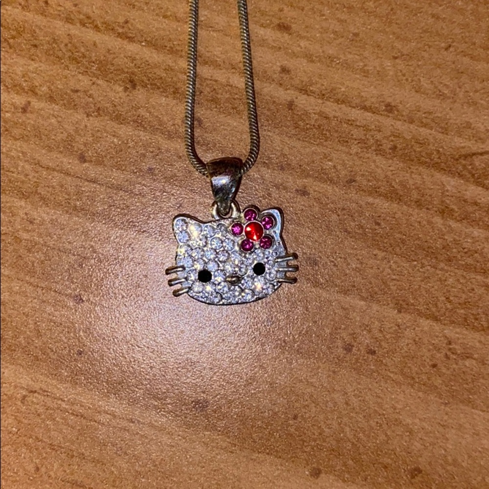 Hello kitty necklace